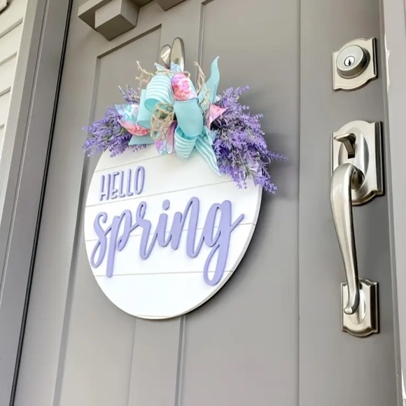 Hello Spring Welcome Door Sign - Picture 3 of 3